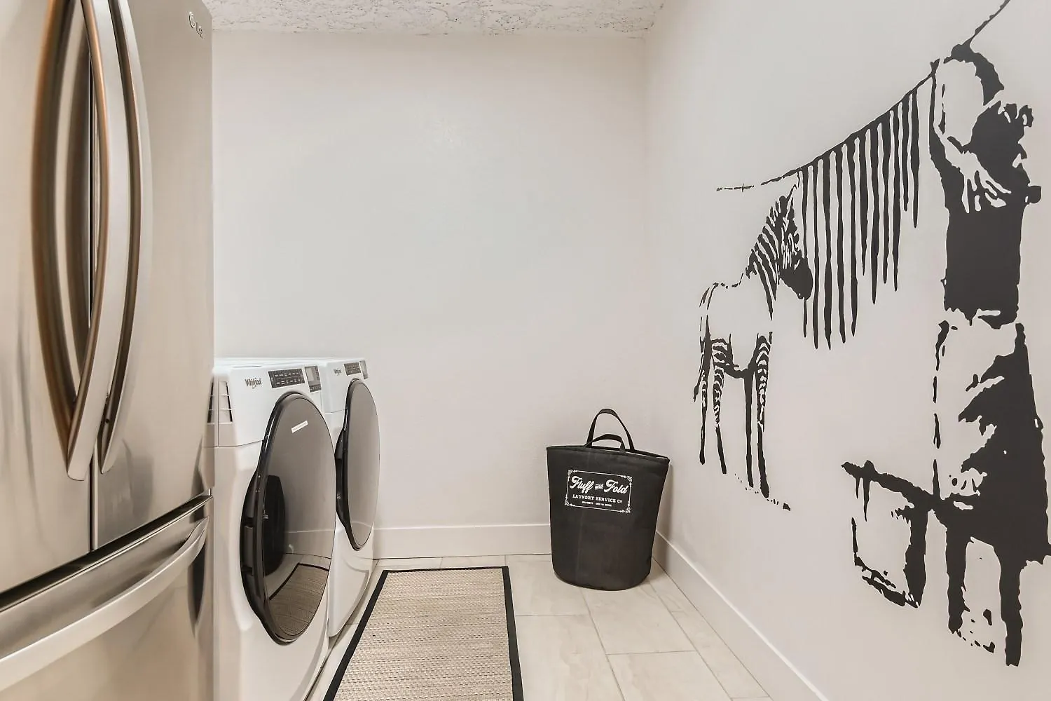 Vila Lux Life! Central Location For Business Or Play! Las Vegas
